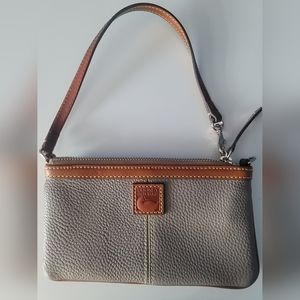 Dooney & Bourke wristlet waller mini purse